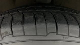 Used 2011 Hyundai i10 [2010-2016] Magna 1.2 Petrol Petrol Manual tyres RIGHT FRONT TYRE TREAD VIEW