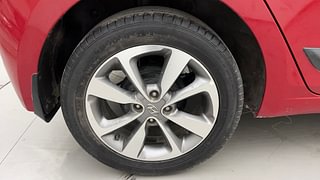 Used 2017 Hyundai Elite i20 [2014-2018] Asta 1.2 Dual Tone Petrol Manual tyres RIGHT REAR TYRE RIM VIEW