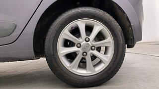 Used 2015 Hyundai Grand i10 [2013-2017] Asta AT 1.2 Kappa VTVT Petrol Automatic tyres LEFT REAR TYRE RIM VIEW