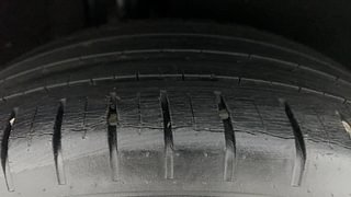 Used 2017 Maruti Suzuki Baleno [2015-2019] Alpha Petrol Petrol Manual tyres RIGHT REAR TYRE TREAD VIEW