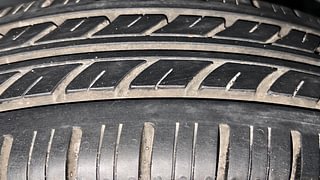 Used 2014 Datsun GO [2014-2019] T Petrol Manual tyres RIGHT REAR TYRE TREAD VIEW