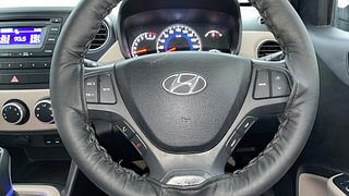 Used 2015 Hyundai Grand i10 [2013-2017] Asta AT 1.2 Kappa VTVT Petrol Automatic top_features Steering mounted controls