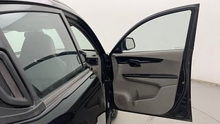 Used 2016 Mahindra KUV100 [2015-2017] K4 6 STR Petrol Manual interior RIGHT FRONT DOOR OPEN VIEW