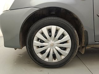 Used 2014 Toyota Etios [2010-2017] G Petrol Manual tyres LEFT FRONT TYRE RIM VIEW
