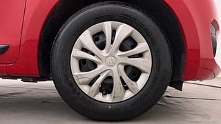 Used 2018 Maruti Suzuki Swift [2017-2021] VXi Petrol Manual tyres RIGHT FRONT TYRE RIM VIEW