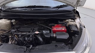 Used 2012 Hyundai i20 [2012-2014] Sportz 1.2 Petrol Manual engine ENGINE LEFT SIDE HINGE & APRON VIEW