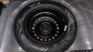 Used 2022 Hyundai Venue [2019-2022] SX 1.5 CRDI Diesel Manual tyres SPARE TYRE VIEW