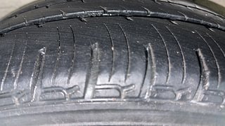 Used 2012 Hyundai i20 [2012-2014] Sportz 1.2 Petrol Manual tyres RIGHT REAR TYRE TREAD VIEW