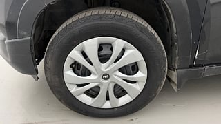 Used 2016 Mahindra KUV100 [2015-2017] K4 6 STR Petrol Manual tyres LEFT FRONT TYRE RIM VIEW