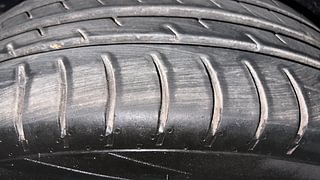 Used 2017 Maruti Suzuki Dzire [2017-2020] ZDi Plus AMT Diesel Automatic tyres RIGHT REAR TYRE TREAD VIEW
