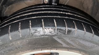 Used 2019 Toyota Glanza [2019-2022] G Petrol Manual tyres LEFT FRONT TYRE TREAD VIEW
