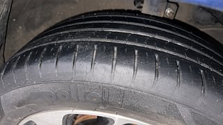 Used 2020 Maruti Suzuki Baleno [2019-2022] Zeta Petrol Petrol Manual tyres RIGHT FRONT TYRE TREAD VIEW