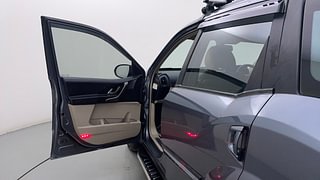 Used 2016 Mahindra XUV500 [2015-2018] W8 AT Diesel Automatic interior LEFT FRONT DOOR OPEN VIEW