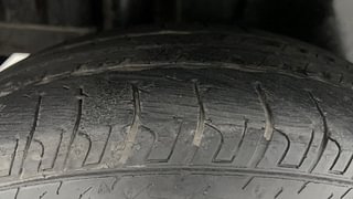 Used 2016 Maruti Suzuki Swift [2011-2017] VXi Petrol Manual tyres RIGHT REAR TYRE TREAD VIEW