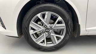 Used 2023 Hyundai Verna SX 1.5 VTVT IVT Petrol Automatic tyres LEFT FRONT TYRE RIM VIEW