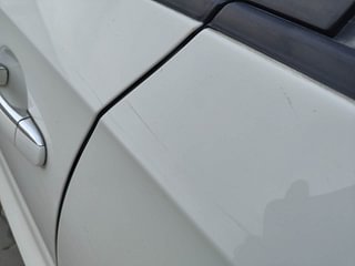 Used 2016 Volkswagen Vento [2015-2019] Highline Petrol AT Petrol Automatic dents MINOR SCRATCH