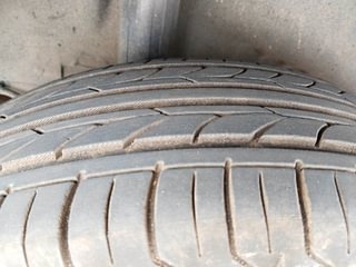 Used 2014 Honda City [2014-2017] VX CVT Petrol Automatic tyres RIGHT REAR TYRE TREAD VIEW