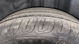 Used 2016 Volkswagen Vento [2015-2019] Highline Petrol AT Petrol Automatic tyres LEFT REAR TYRE TREAD VIEW