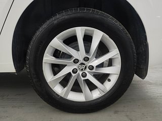 Used 2022 Skoda Slavia Ambition 1.0L TSI MT Petrol Manual tyres LEFT REAR TYRE RIM VIEW