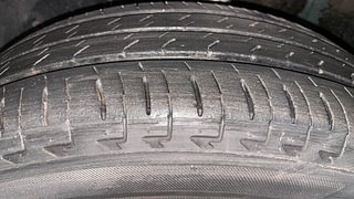 Used 2017 Maruti Suzuki Ignis [2017-2020] Alpha MT Petrol Petrol Manual tyres LEFT FRONT TYRE TREAD VIEW