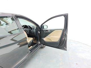 Used 2014 Honda City [2014-2017] VX CVT Petrol Automatic interior RIGHT FRONT DOOR OPEN VIEW