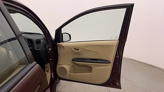 Used 2015 Honda Amaze [2013-2016] 1.2 S i-VTEC Petrol Manual interior RIGHT FRONT DOOR OPEN VIEW