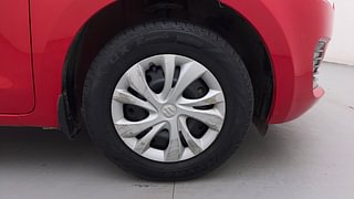 Used 2021 Maruti Suzuki Swift VXI Petrol Manual tyres RIGHT FRONT TYRE RIM VIEW