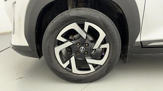 Used 2021 Nissan Magnite XV Premium Turbo CVT Petrol Automatic tyres LEFT FRONT TYRE RIM VIEW