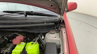 Used 2011 Toyota Etios Liva [2010-2017] G Petrol Manual engine ENGINE LEFT SIDE HINGE & APRON VIEW