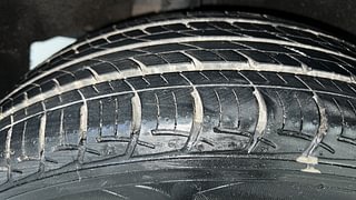Used 2017 Maruti Suzuki Baleno [2015-2019] Delta Petrol Petrol Manual tyres RIGHT REAR TYRE TREAD VIEW