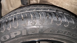 Used 2018 Maruti Suzuki Ignis [2017-2020] Alpha AMT Petrol Petrol Automatic tyres RIGHT REAR TYRE TREAD VIEW