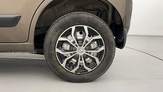 Used 2015 Maruti Suzuki Wagon R 1.0 [2010-2019] LXi Petrol Manual tyres LEFT REAR TYRE RIM VIEW