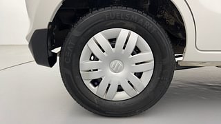 Used 2021 Maruti Suzuki Alto 800 Lxi (O) Petrol Manual tyres RIGHT REAR TYRE RIM VIEW