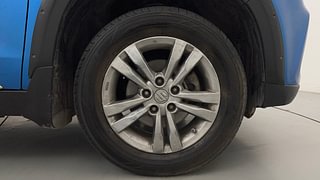 Used 2018 Maruti Suzuki Vitara Brezza [2016-2020] ZDI PLUS Dual Tone Diesel Manual tyres RIGHT FRONT TYRE RIM VIEW