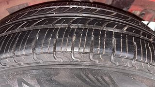 Used 2017 Hyundai Grand i10 [2017-2020] Sportz 1.2 Kappa VTVT Petrol Manual tyres LEFT REAR TYRE TREAD VIEW