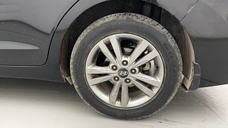 Used 2018 Hyundai Elantra [2016-2022] 2.0 SX(O) AT Petrol Automatic tyres LEFT REAR TYRE RIM VIEW