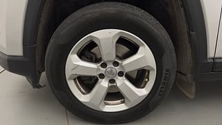 Used 2017 JEEP Compass [2017-2021] Limited 1.4 Petrol AT Petrol Automatic tyres LEFT FRONT TYRE RIM VIEW