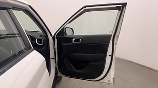 Used 2021 Hyundai Venue [2019-2022] SX 1.0  Turbo Petrol Manual interior RIGHT FRONT DOOR OPEN VIEW