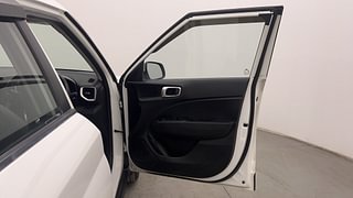Used 2021 Hyundai Venue SX 1.0  Turbo Petrol Manual interior RIGHT FRONT DOOR OPEN VIEW
