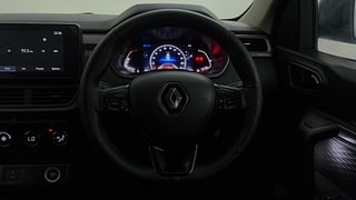 Used 2021 Renault Kiger RXZ 1.0 Turbo MT Dual Tone Petrol Manual interior STEERING VIEW