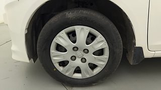 Used 2014 Honda Amaze [2013-2016] 1.2 S i-VTEC Petrol Manual tyres LEFT FRONT TYRE RIM VIEW
