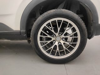Used 2020 Hyundai Venue [2019-2021] SX 1.0 (O) Turbo Petrol Manual tyres LEFT REAR TYRE RIM VIEW