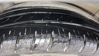 Used 2021 Hyundai Venue SX 1.0  Turbo Petrol Manual tyres RIGHT REAR TYRE TREAD VIEW