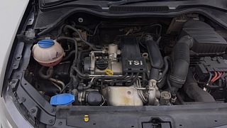 Used 2016 Volkswagen Vento [2015-2019] Highline Petrol AT Petrol Automatic engine ENGINE RIGHT SIDE VIEW