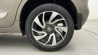 Used 2020 Toyota Glanza [2019-2022] V CVT Petrol Automatic tyres LEFT REAR TYRE RIM VIEW