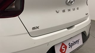 Used 2021 Hyundai Venue SX 1.0  Turbo Petrol Manual dents MINOR SCRATCH
