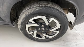 Used 2021 Nissan Magnite XV Petrol Manual tyres LEFT REAR TYRE RIM VIEW