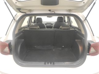 Used 2020 Hyundai Venue [2019-2021] SX 1.0 (O) Turbo Petrol Manual interior DICKY INSIDE VIEW