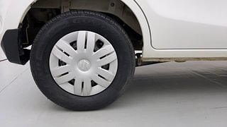 Used 2017 Maruti Suzuki Alto 800 [2016-2019] Vxi Petrol Manual tyres RIGHT REAR TYRE RIM VIEW