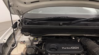 Used 2021 Hyundai Venue SX 1.0  Turbo Petrol Manual engine ENGINE RIGHT SIDE HINGE & APRON VIEW